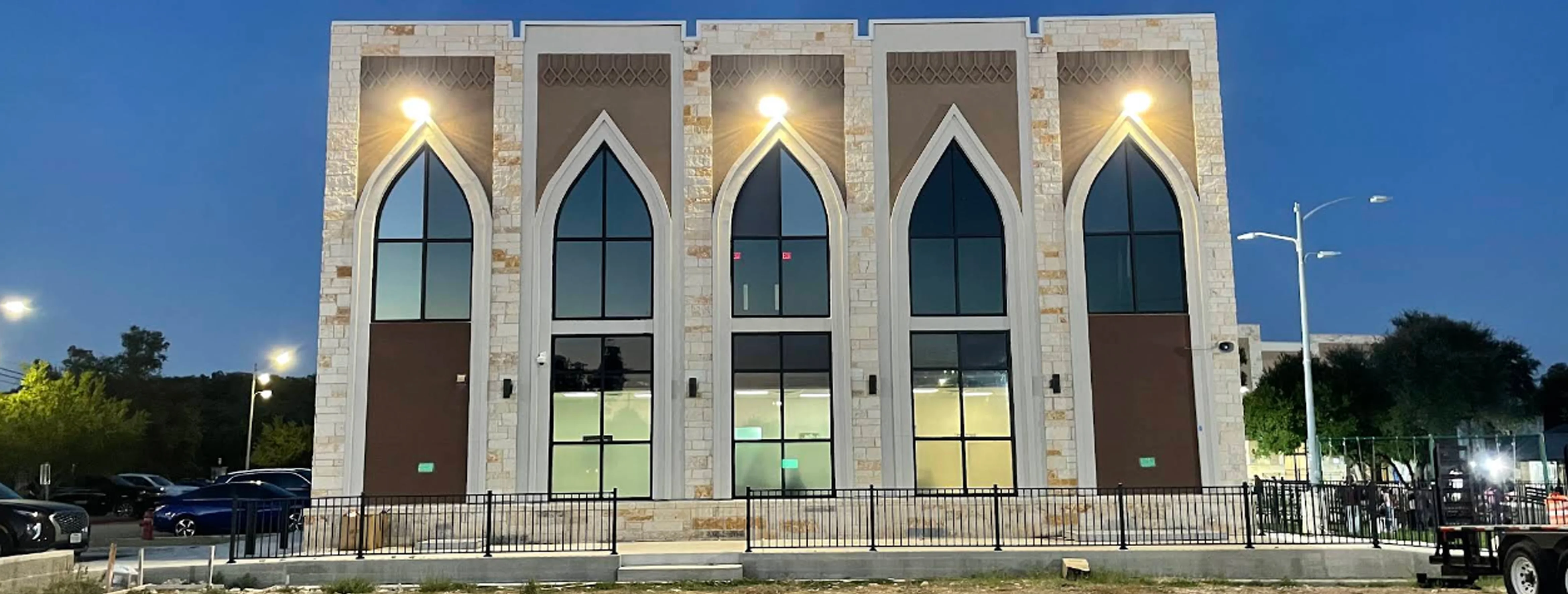 Exterior view of Islamic Center of Brushy Creek Cedar Park building